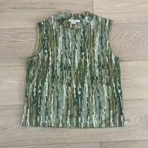 St. John size medium top used
